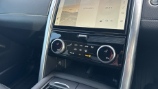 Land Rover Discovery 3.0 D300 Dynamic HSE 5dr Auto Diesel Station Wagon